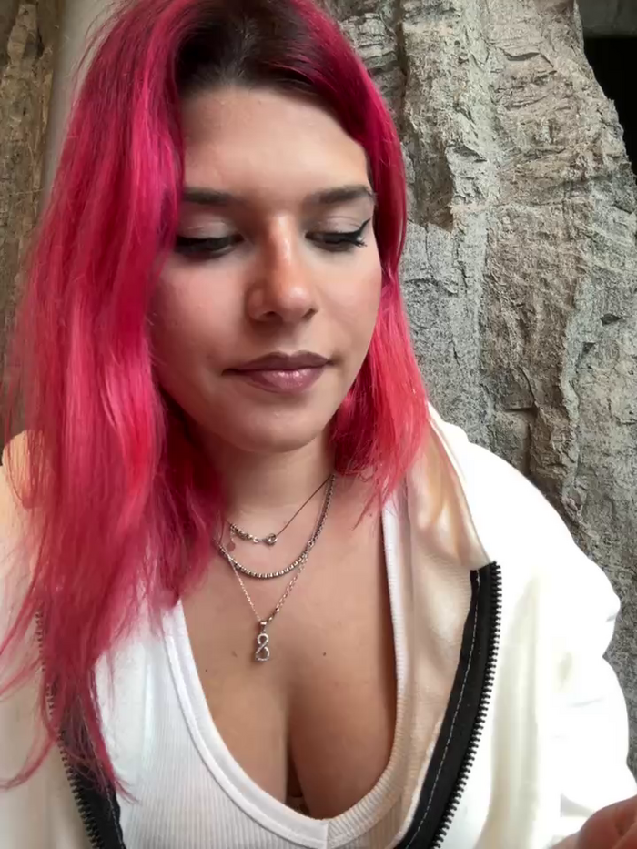 RiriRoseey