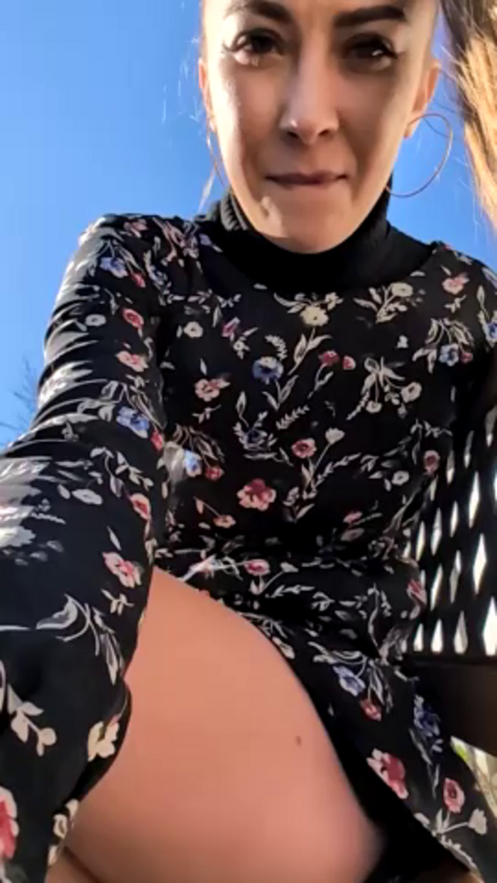 Risky_girl23