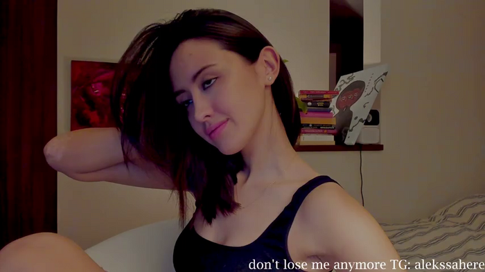 Alexa_Girl1