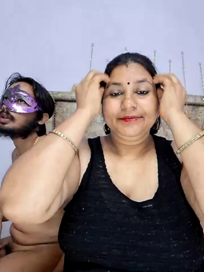 MOM-SUN-COUPLE