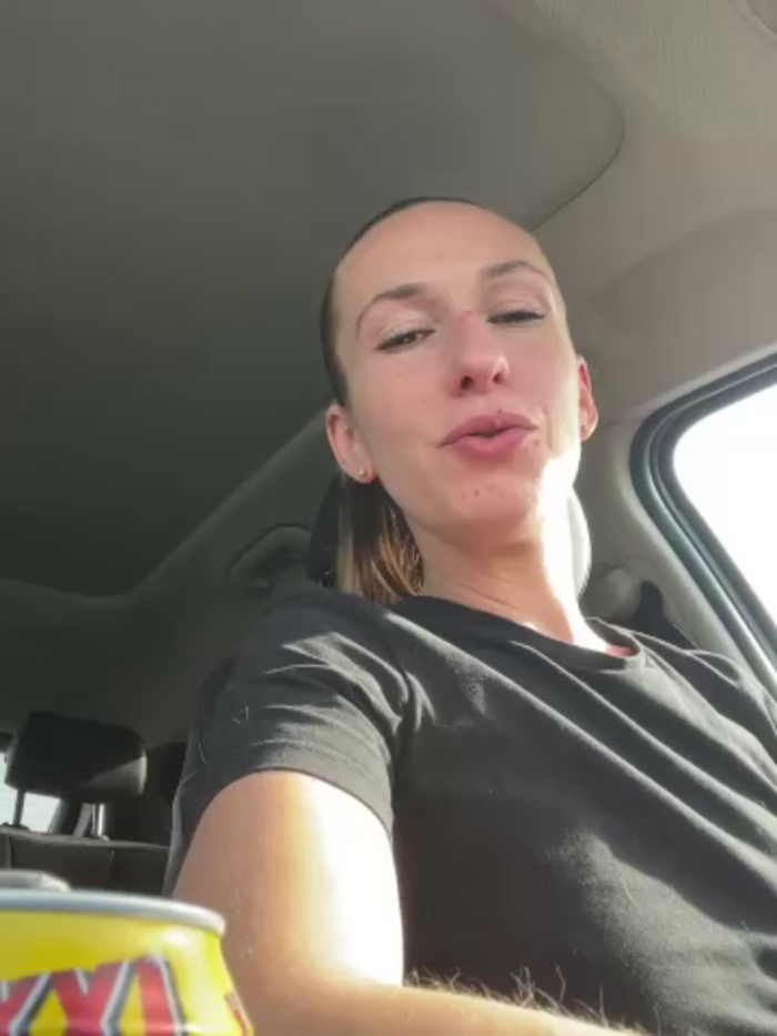 lola_tentatiion
