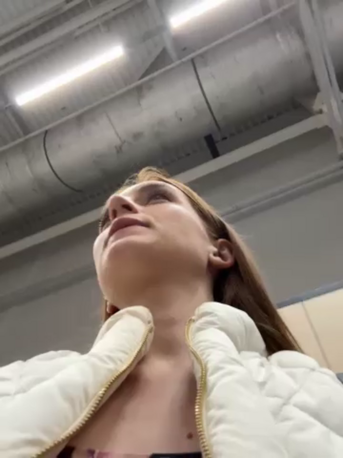 -AngelAri-