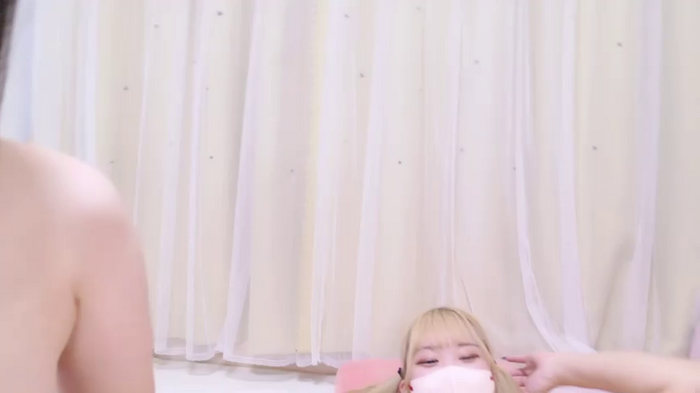 MAIKA_pyon
