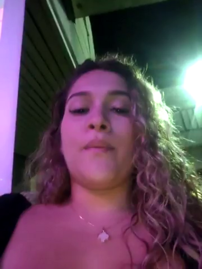 Sara_smiiith211