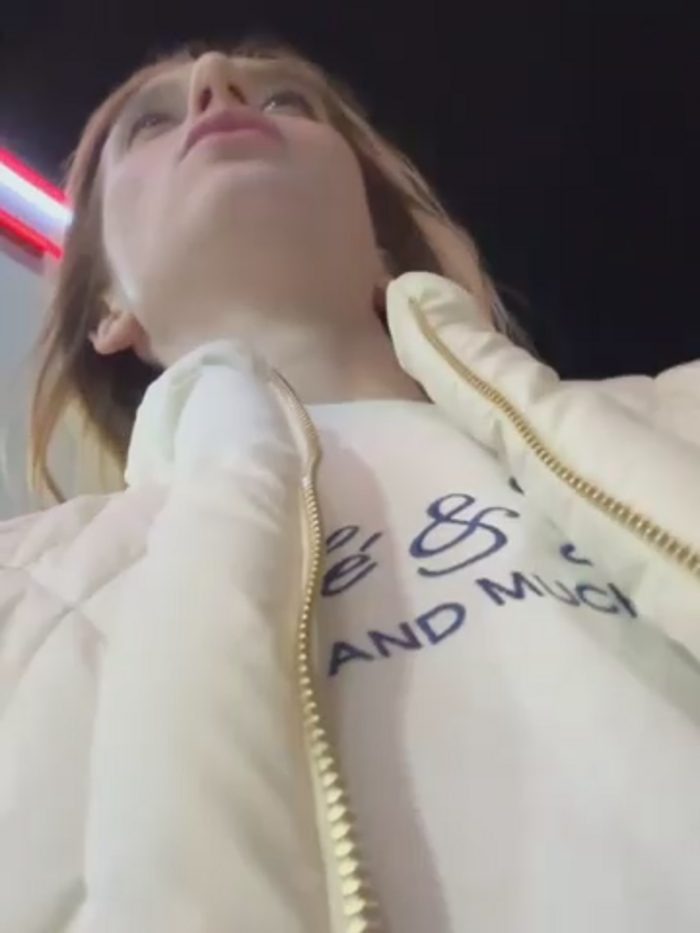 -AngelAri-