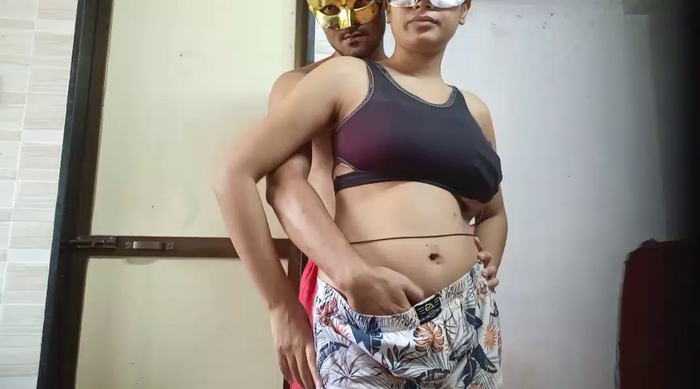 Strip_couple_love