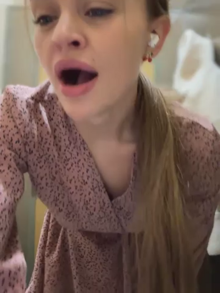 AngelinaTeller