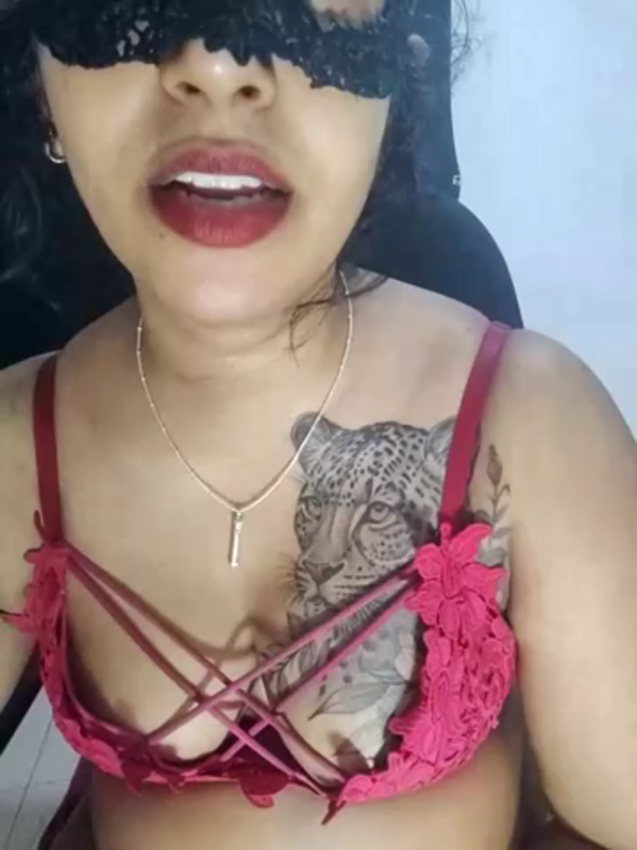 Sexy-Monikaa