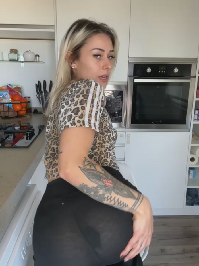 petrouchkaaa_