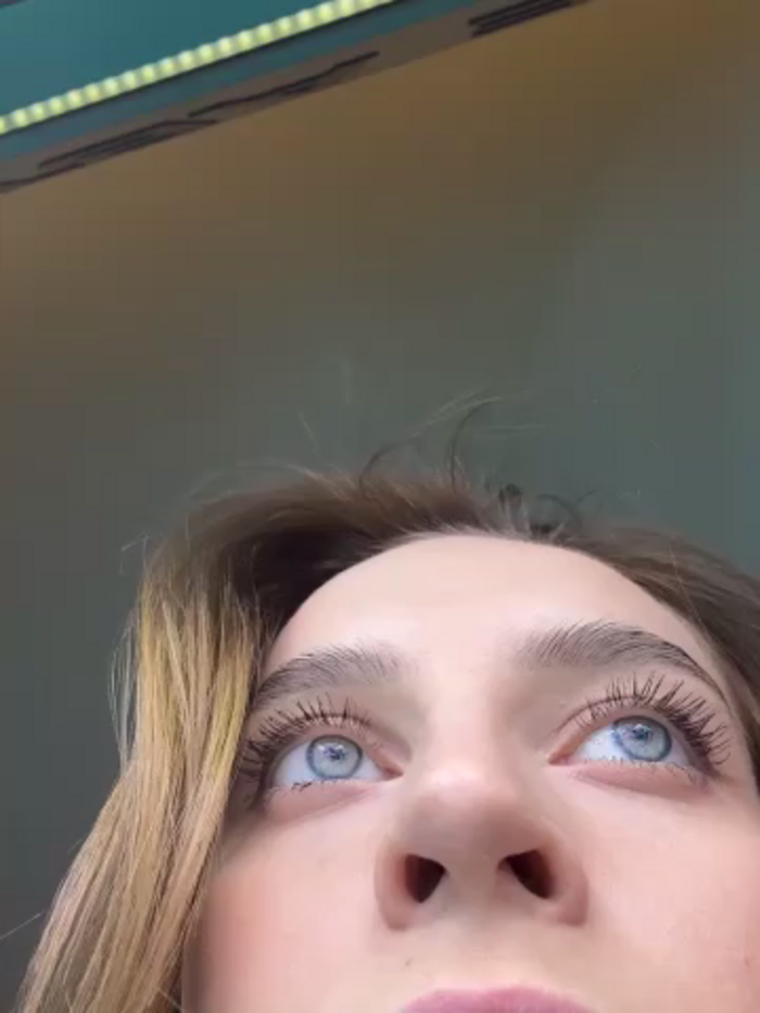 -AngelAri-