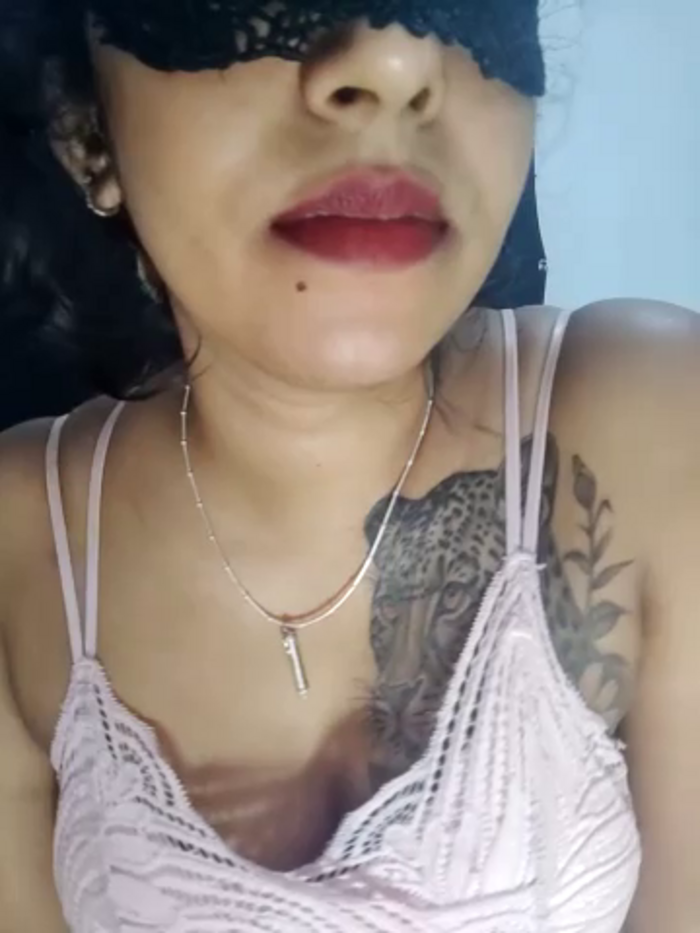 Sexy-Monikaa