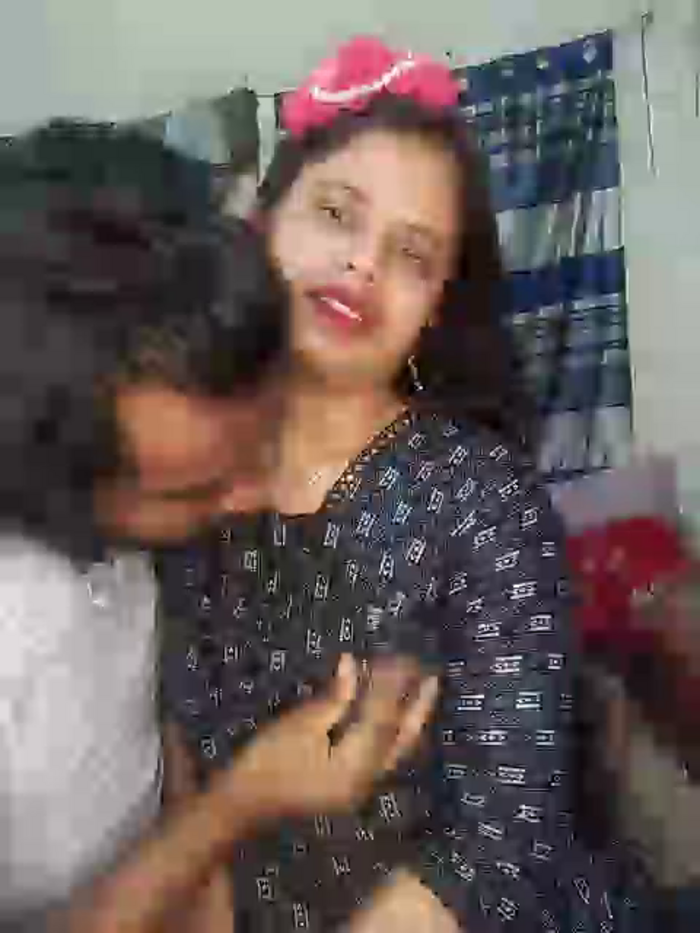 Younger_Couples