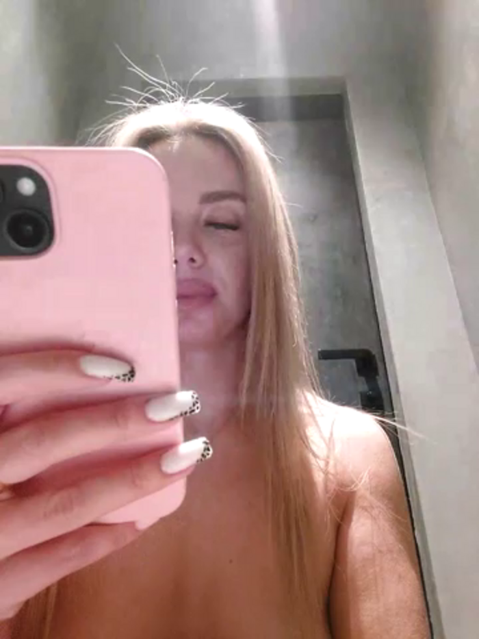 Gabriella_Hot_