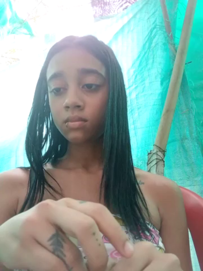 Zoe_Sweett18