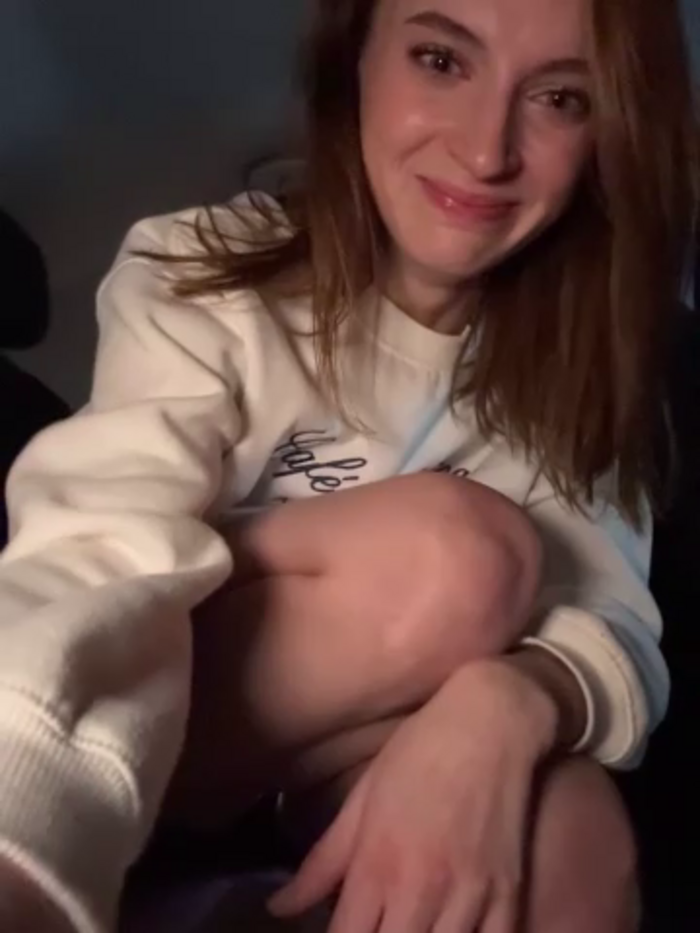 -AngelAri-
