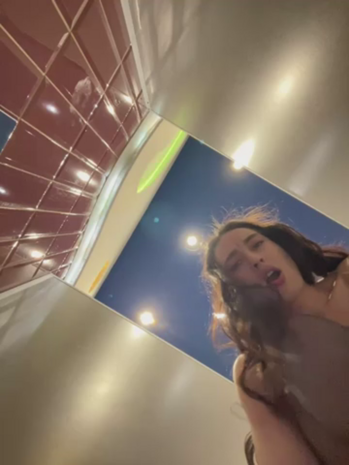 Holly_Play