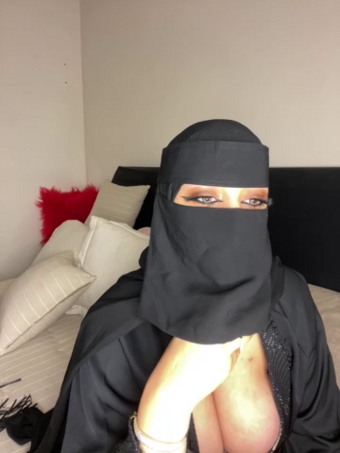 jyjyelamira