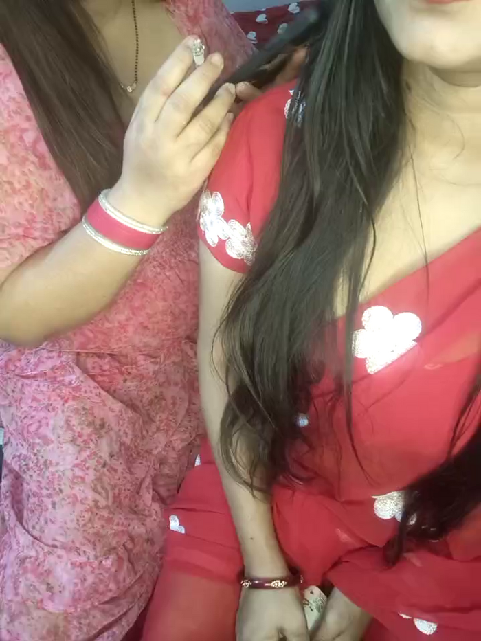 Indian_hotmilfs