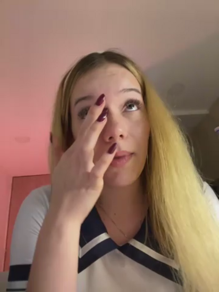 NicoleCut