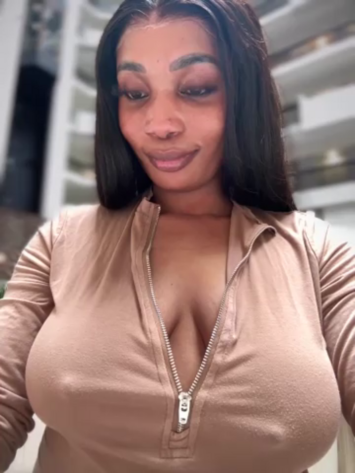 __Nessa__