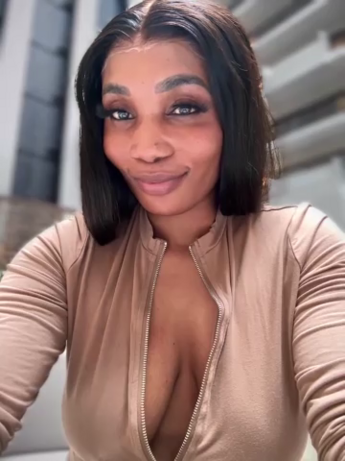 __Nessa__