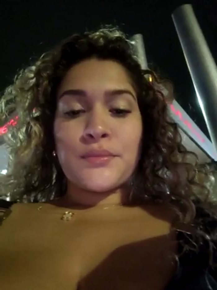 Sara_smiiith211