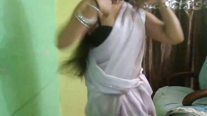 Yashika_Love1