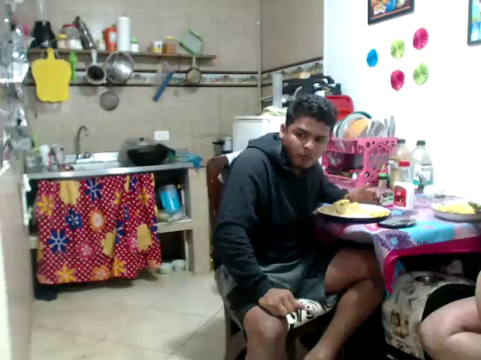 Boycuriousxxx
