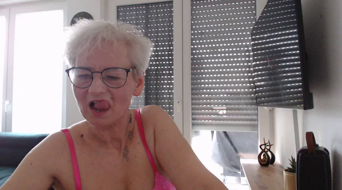 Hot_Ann52