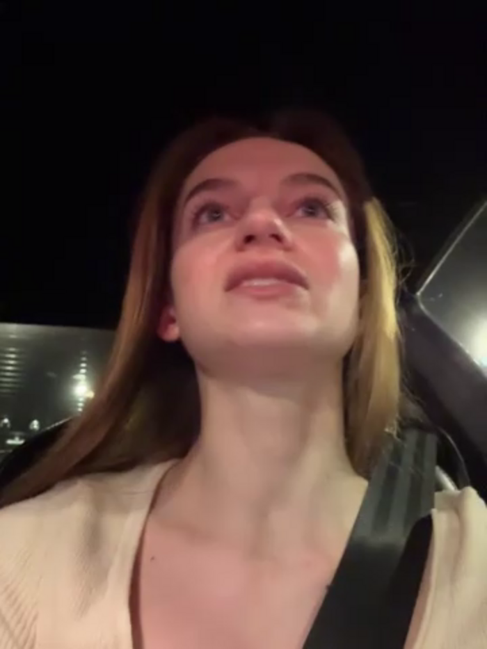 -AngelAri-