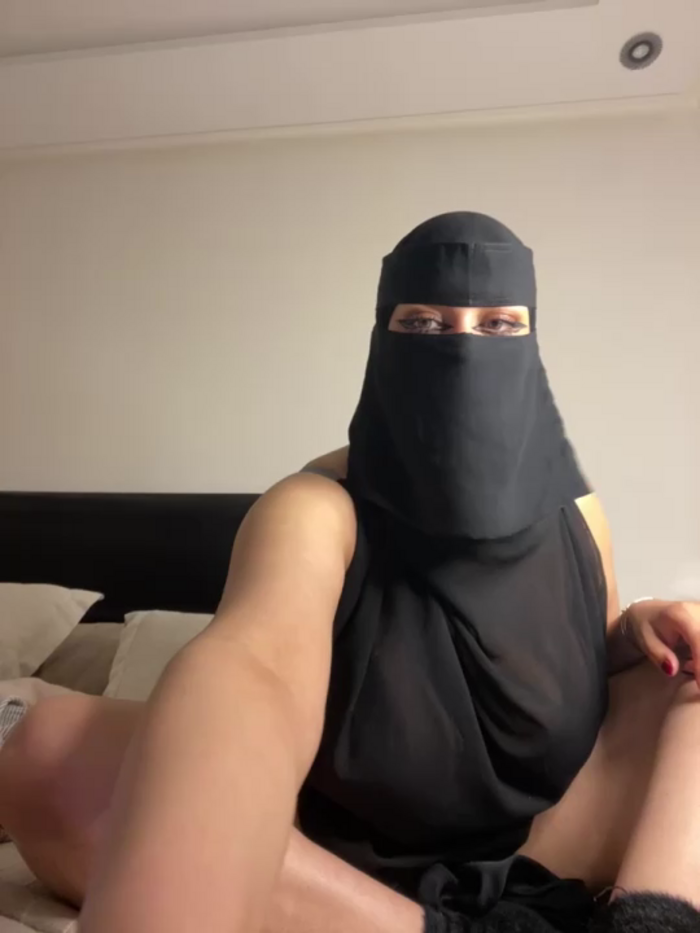 jyjyelamira