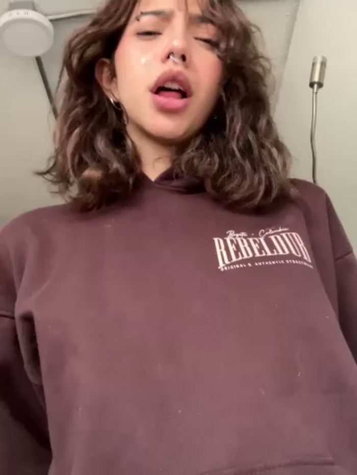 MIA_CUUTE-