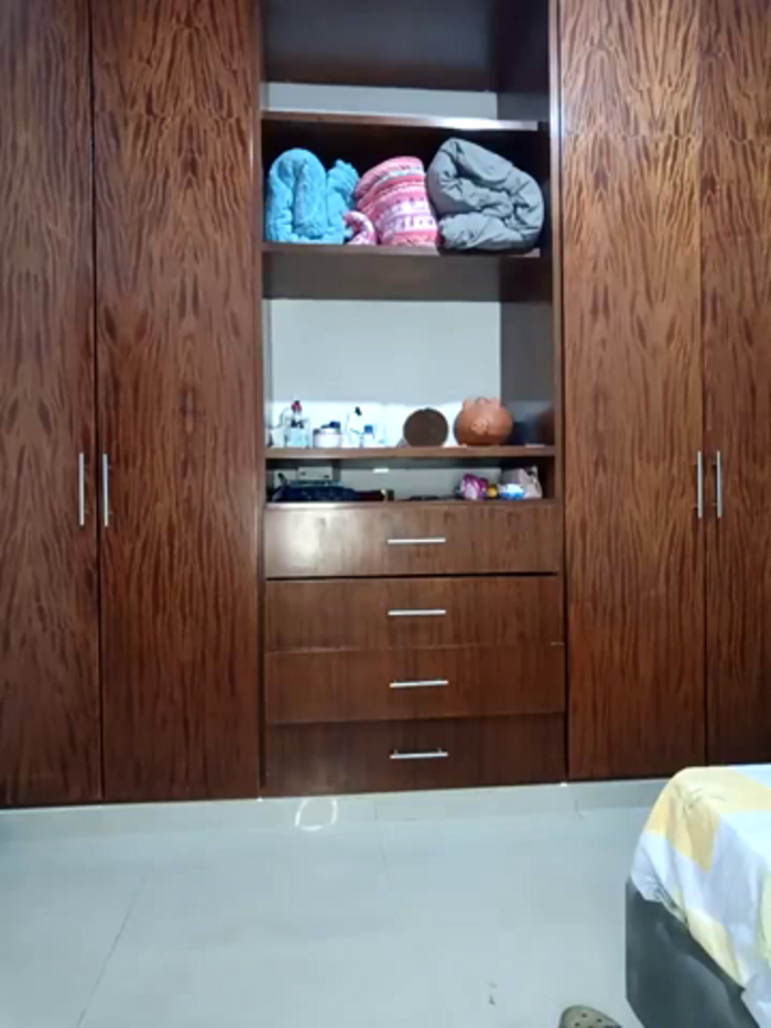 Vale_Saenzz