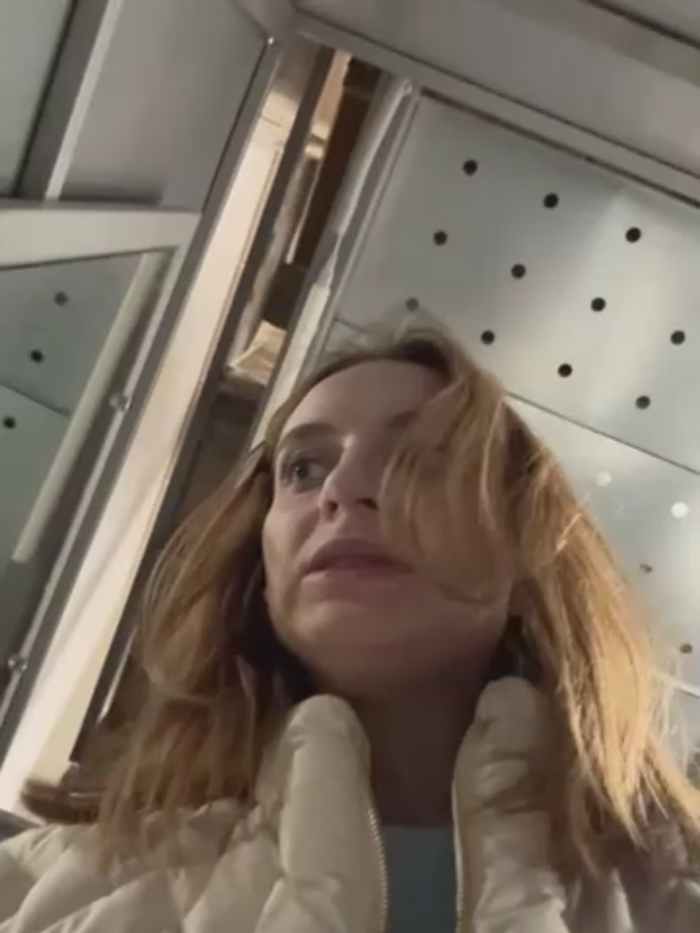 -AngelAri-