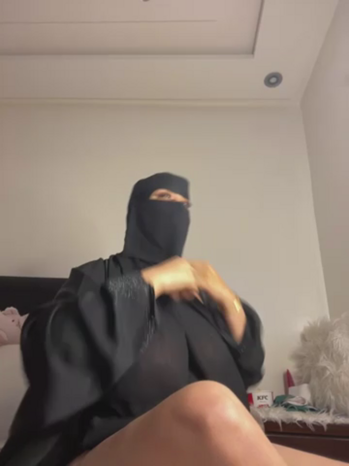 jyjyelamira
