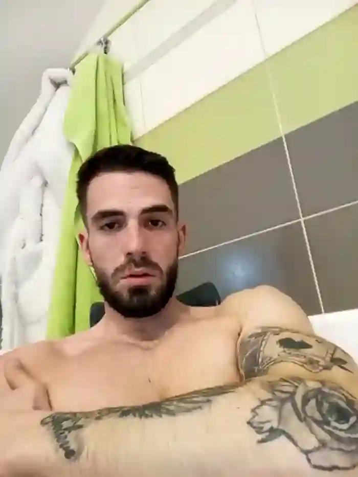 2025/04/02/stripchat-desirtexzle-17-29-04