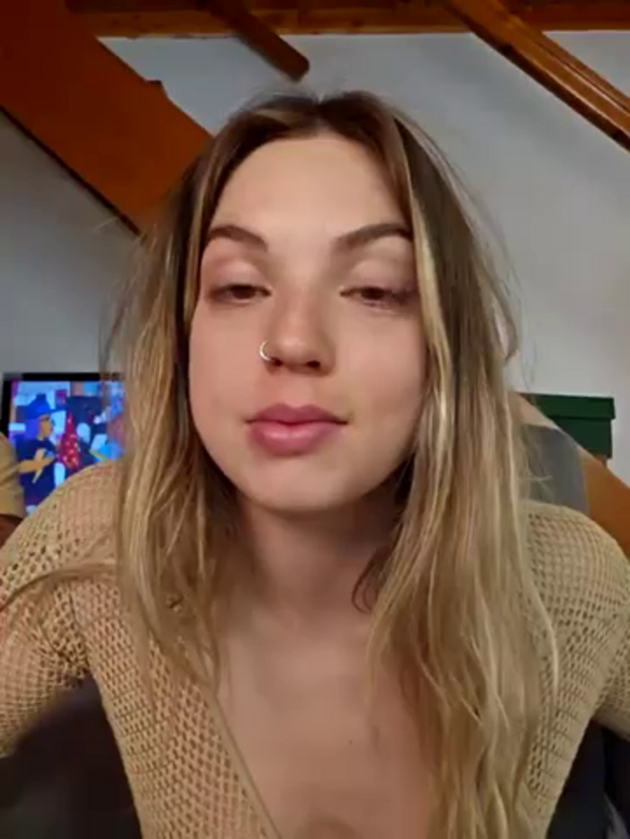 Elnonoykeila77