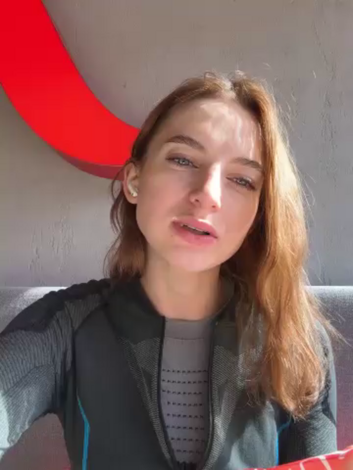 -AngelAri-