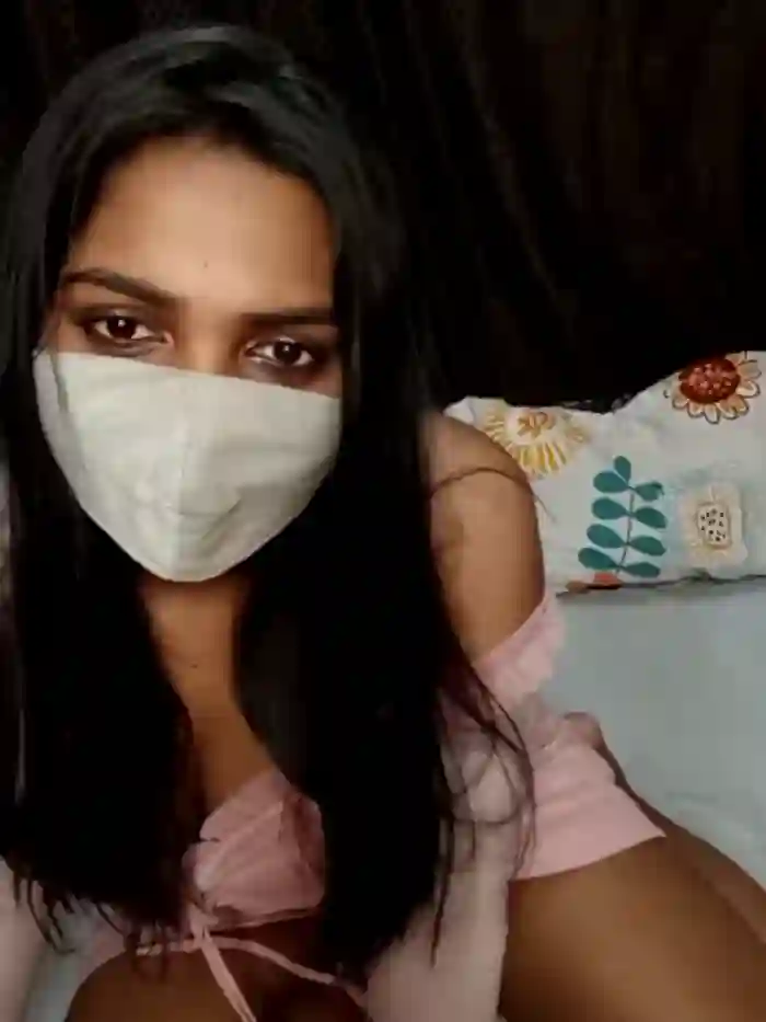 2025/04/04/stripchat-webrowncouple-22-55-33