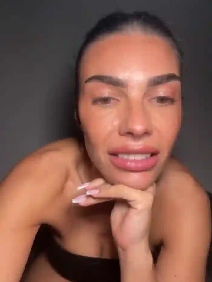 2025/04/04/stripchat-krissiswrld--18-34-38