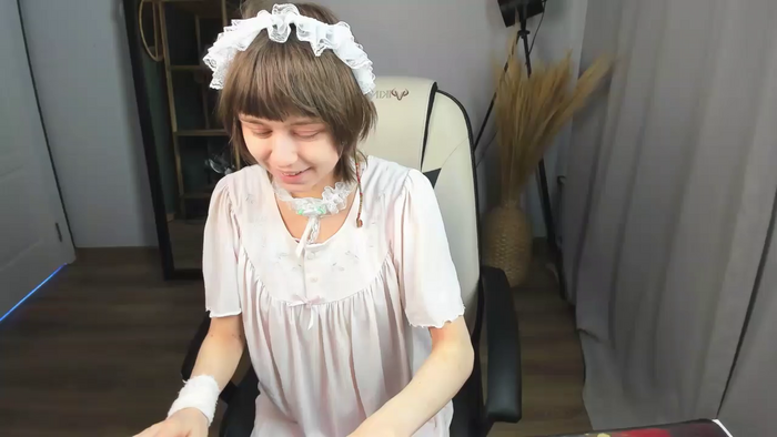 Emily_Lilies_
