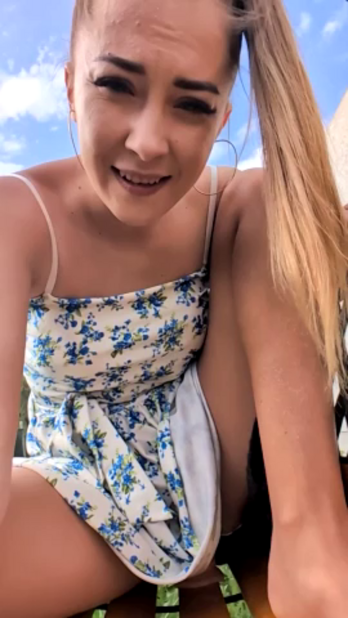 Risky_girl23