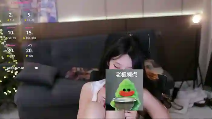 2025/04/04/stripchat-yaya_86-18-00-35