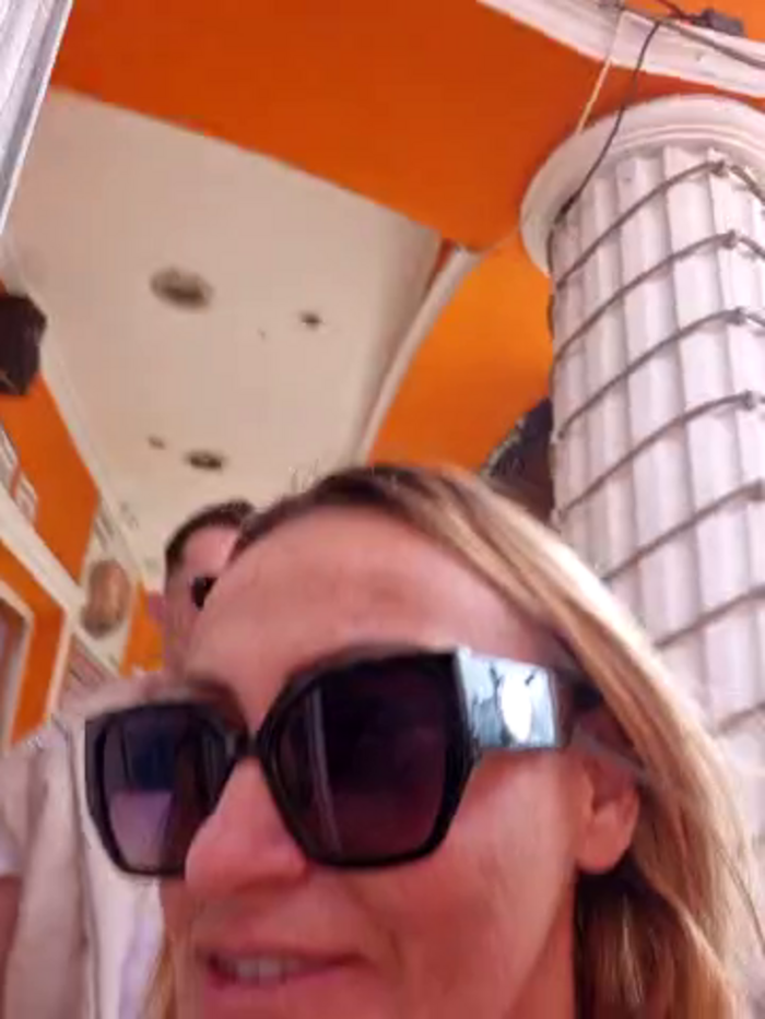 Isabellaa04
