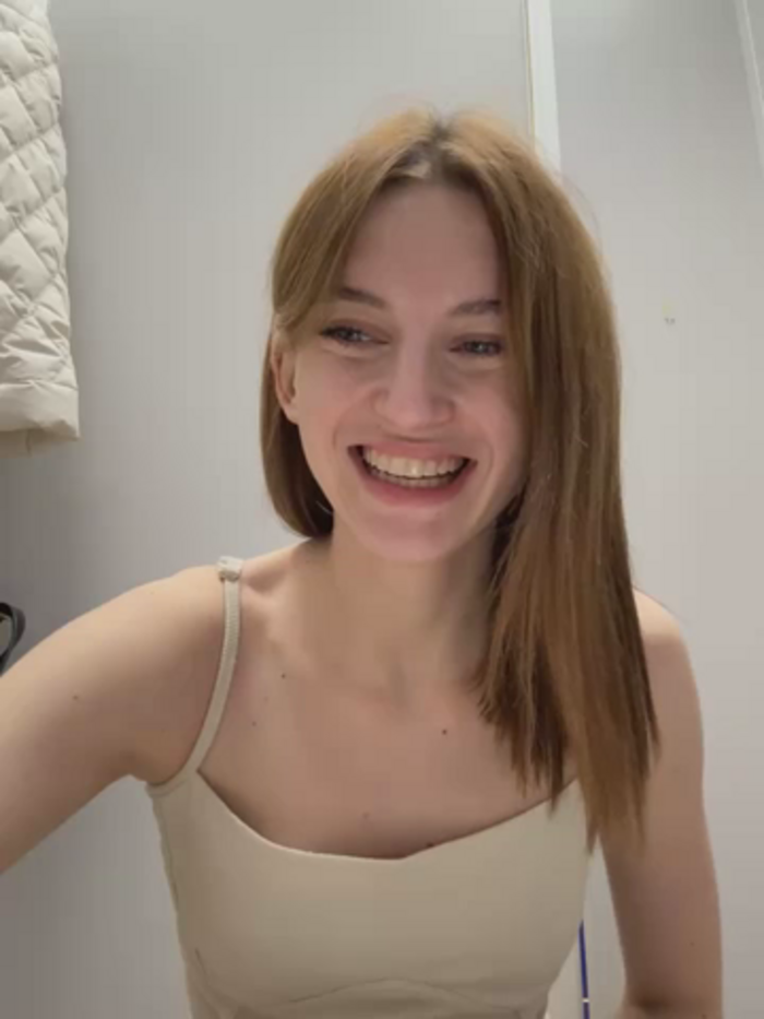 -AngelAri-