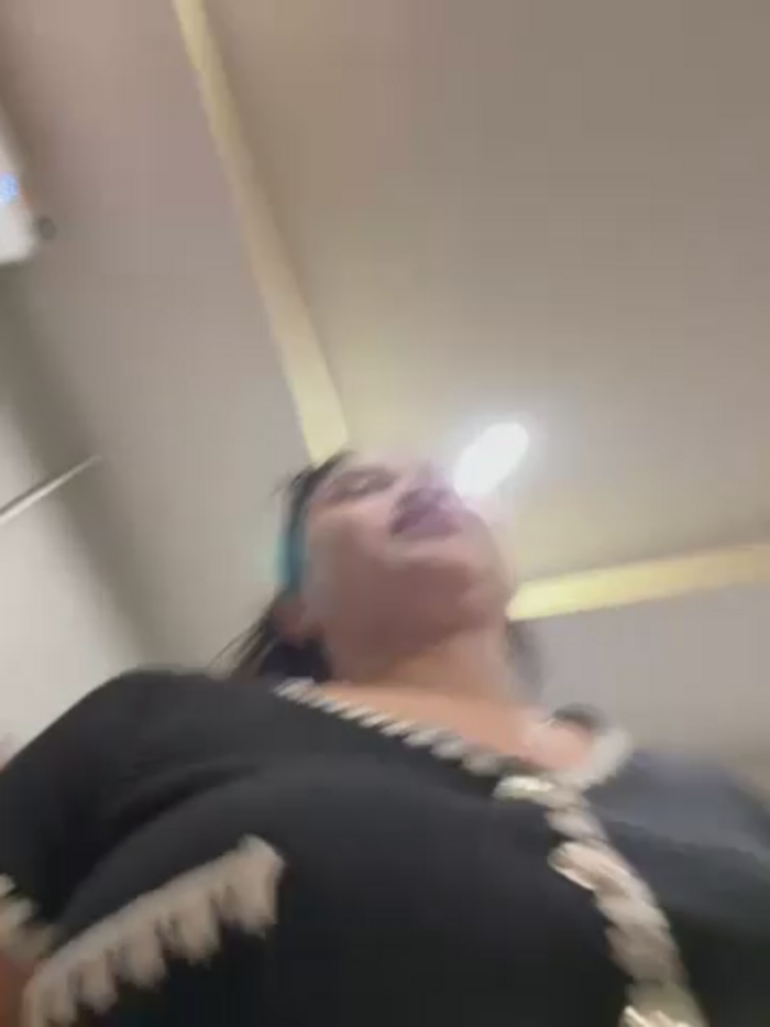 Bella_nasty69