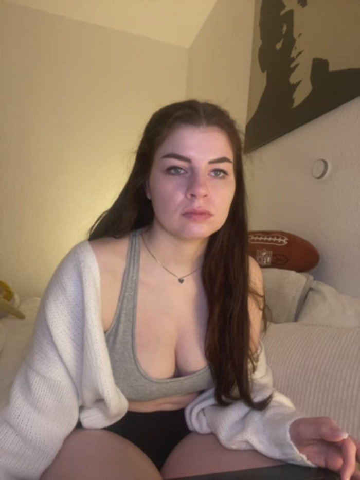 EllyNora