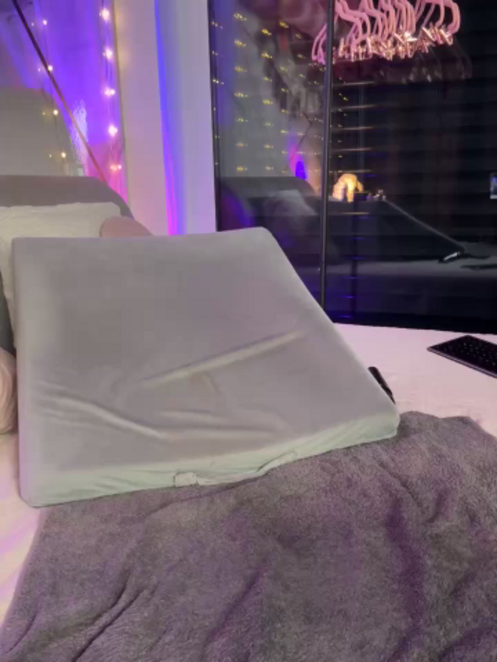 JayJayPink