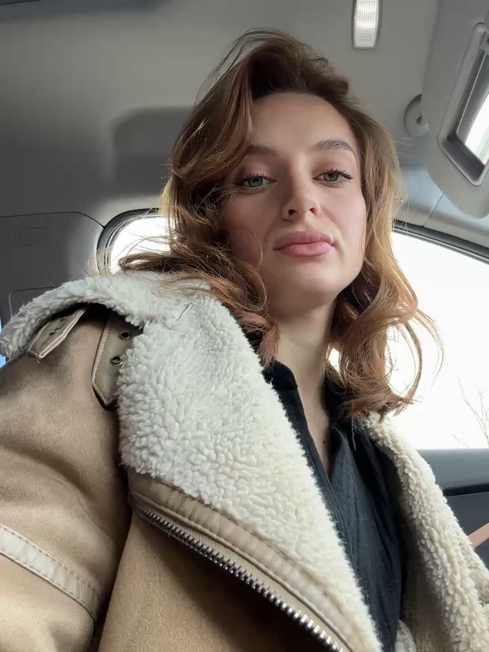 -AngelAri-