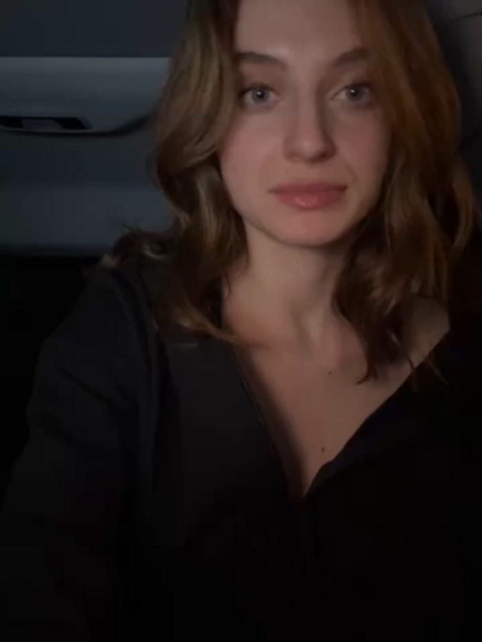 -AngelAri-